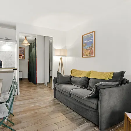 - Cavaliere Apartmán Le Lavandou