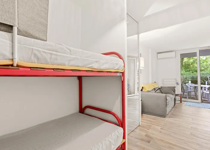 - Cavaliere Le Lavandou